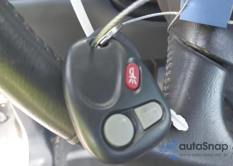 1999 Chevrolet Silverado 1500 Ls z USA, uszkodzony, nr VIN 1GCEK14TXXE179834